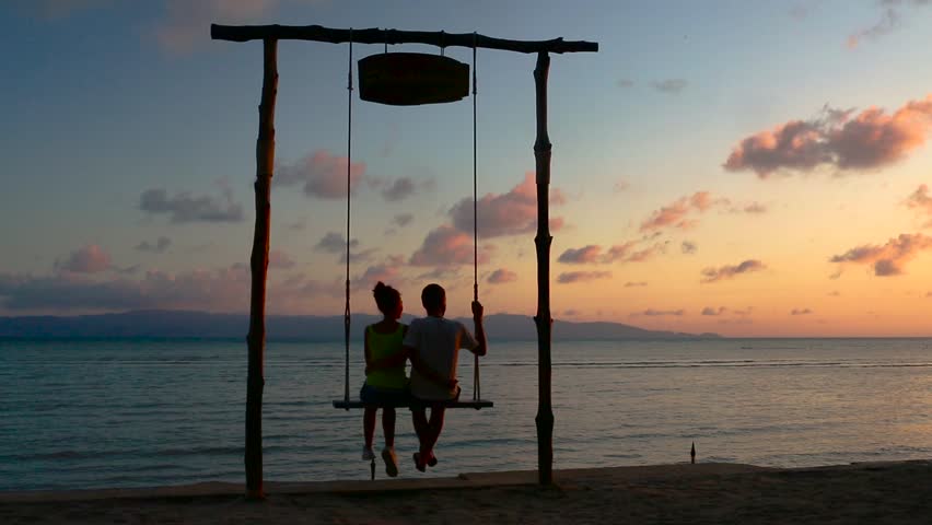 Seins sexe teen Swinging at sea 2009